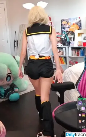 Emiru / emiru.jpg nude photo #1076