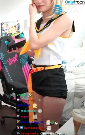 Emiru / emiru.jpg nude photo #1084