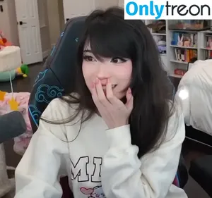 Emiru / emiru.jpg nude photo #1224