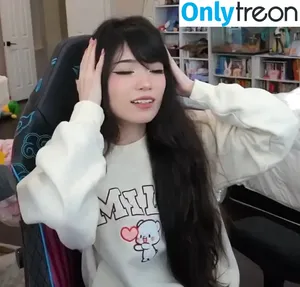 Emiru / emiru.jpg nude photo #1225