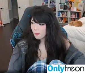 Emiru / emiru.jpg nude photo #1325