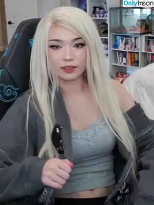 Emiru / emiru.jpg nude photo #1726