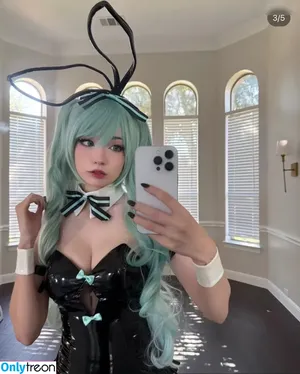 Emiru / emiru.jpg nude photo #1965