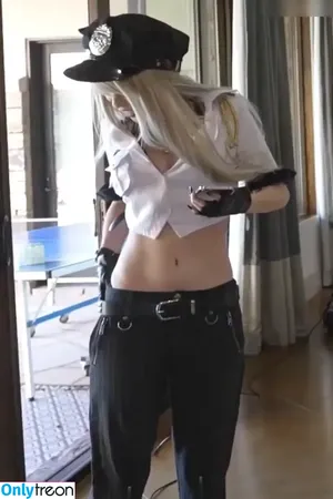 Emiru / emiru.jpg nude photo #1983