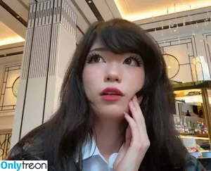 Emiru / emiru.jpg nude photo #2043