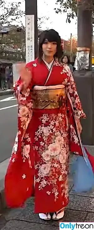 Emiru / emiru.jpg nude photo #2064