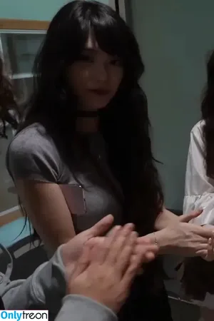 Emiru / emiru.jpg nude photo #2595