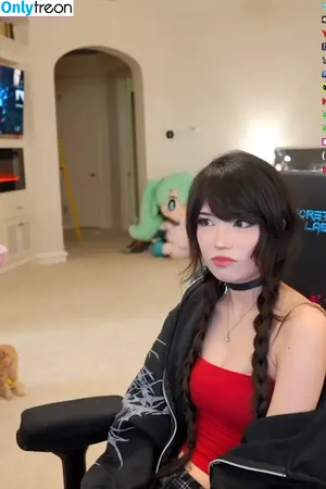 Emiru / emiru.jpg nude photo #2617