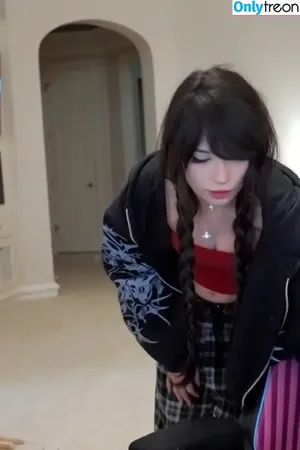 Emiru / emiru.jpg nude photo #2623