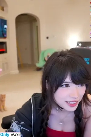 Emiru / emiru.jpg nude photo #2628