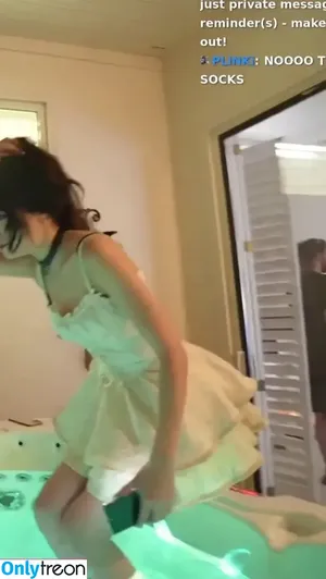 Emiru / emiru.jpg nude photo #2649