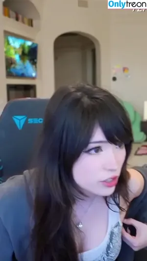 Emiru / emiru.jpg nude photo #2683