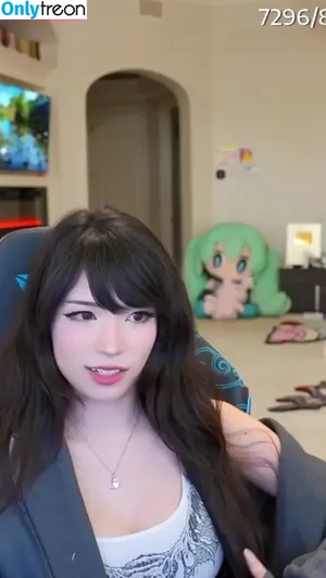 Emiru / emiru.jpg nude photo #2687