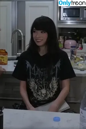 Emiru / emiru.jpg nude photo #2704