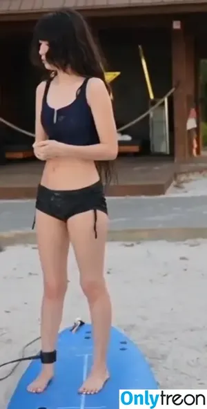 Emiru / emiru.jpg nude photo #2726