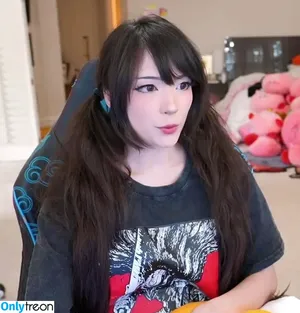 Emiru / emiru.jpg nude photo #2738