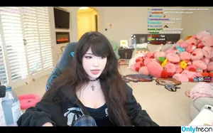 Emiru / emiru.jpg nude photo #2834