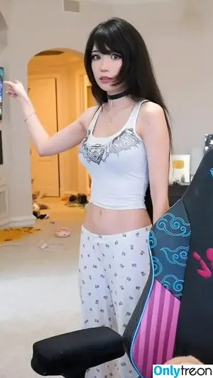 Emiru / emiru.jpg nude photo #2853