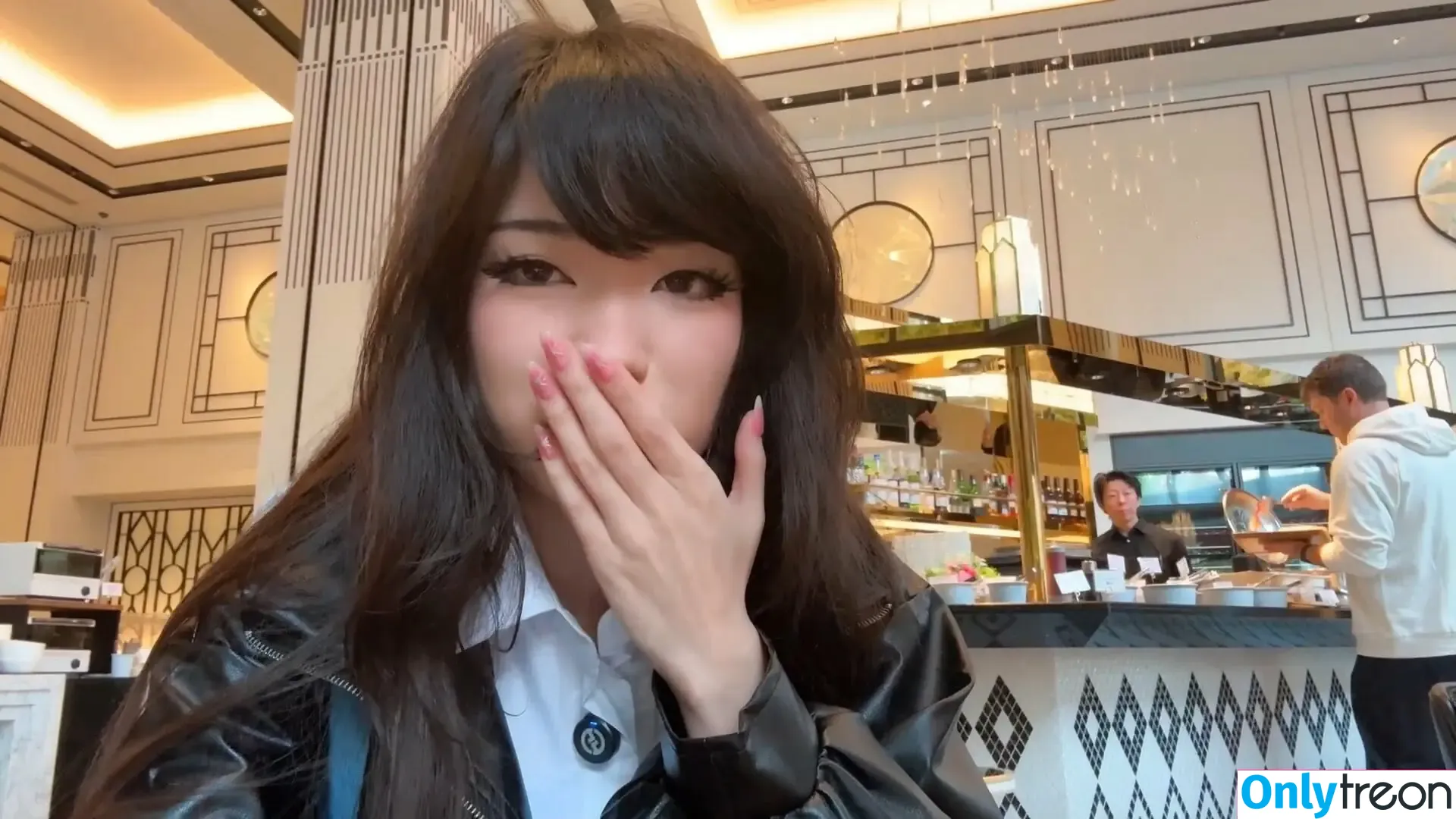 Emiru nude photo #2042 (emiru.jpg)