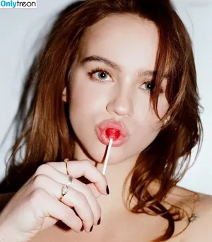 Emma Brooks / emma_brooks / emmabrooks nude photo #1825