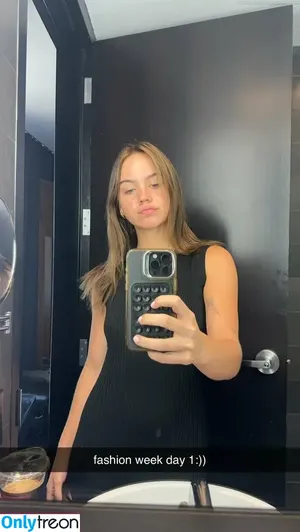 Emma Brooks / emma_brooks / emmabrooks nude photo #1989
