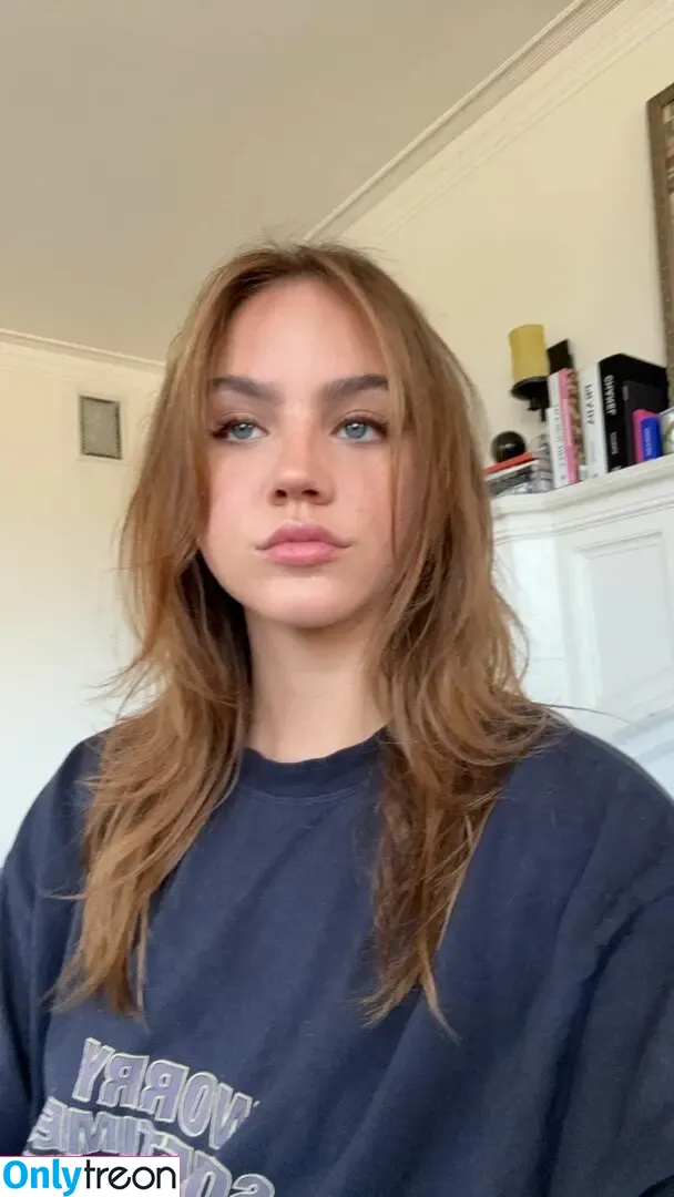 Emma Brooks nude photo #1898 (emma_brooks / emmabrooks)