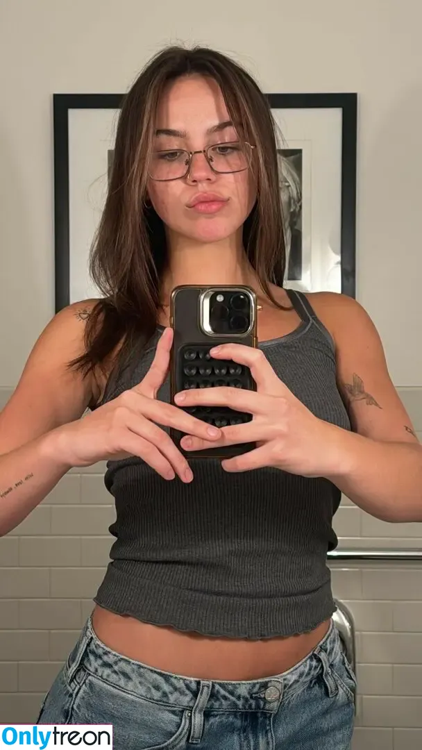 Emma Brooks nude photo #1922 (emma_brooks / emmabrooks)