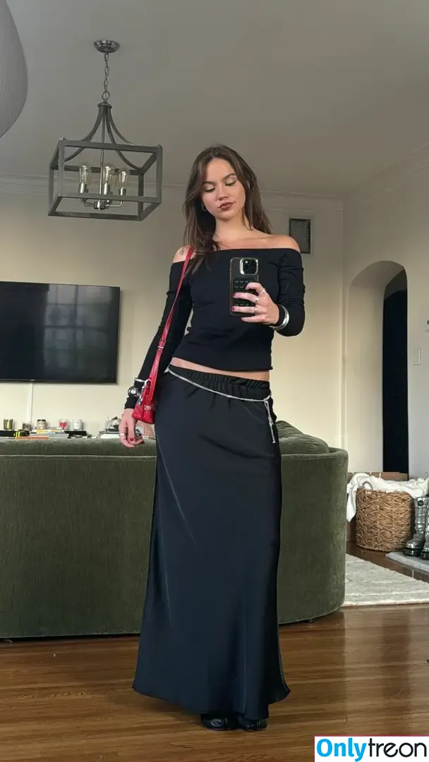 Emma Brooks nude photo #1977 (emma_brooks / emmabrooks)