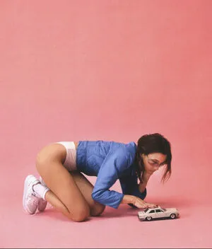 Emma Chamberlain / emmachamberlain nude photo #0054