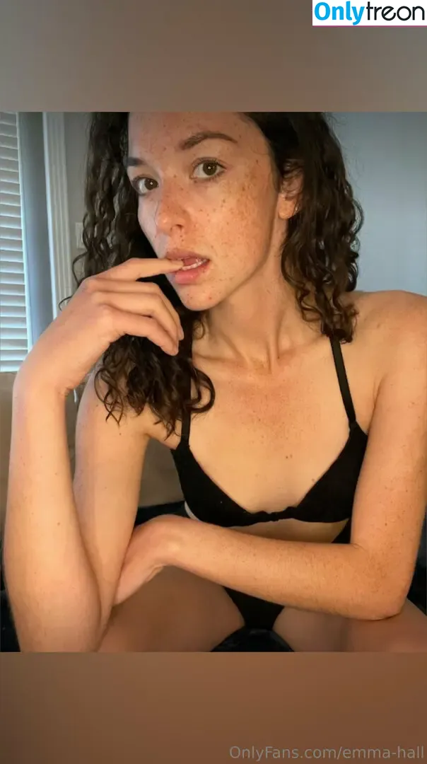 Emma Hall nude photo #0097 (emma-hall / emmaahall5 / emmahallyall / emmanovak)