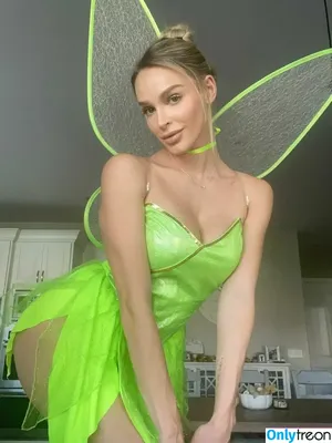 Emma Hix / EMMAHIXOFFICIAL / emmahix_xo nude photo #0583
