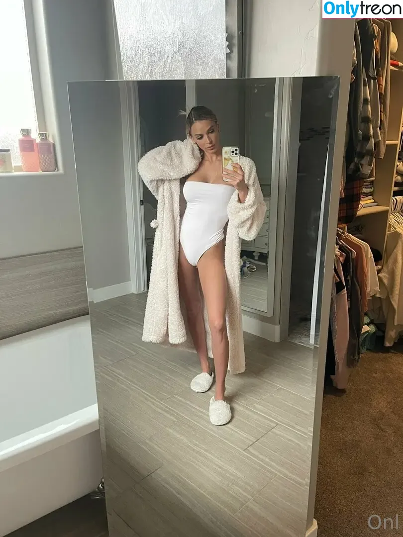 Emma Hix nude photo #0120 (EMMAHIXOFFICIAL / emmahix_xo)