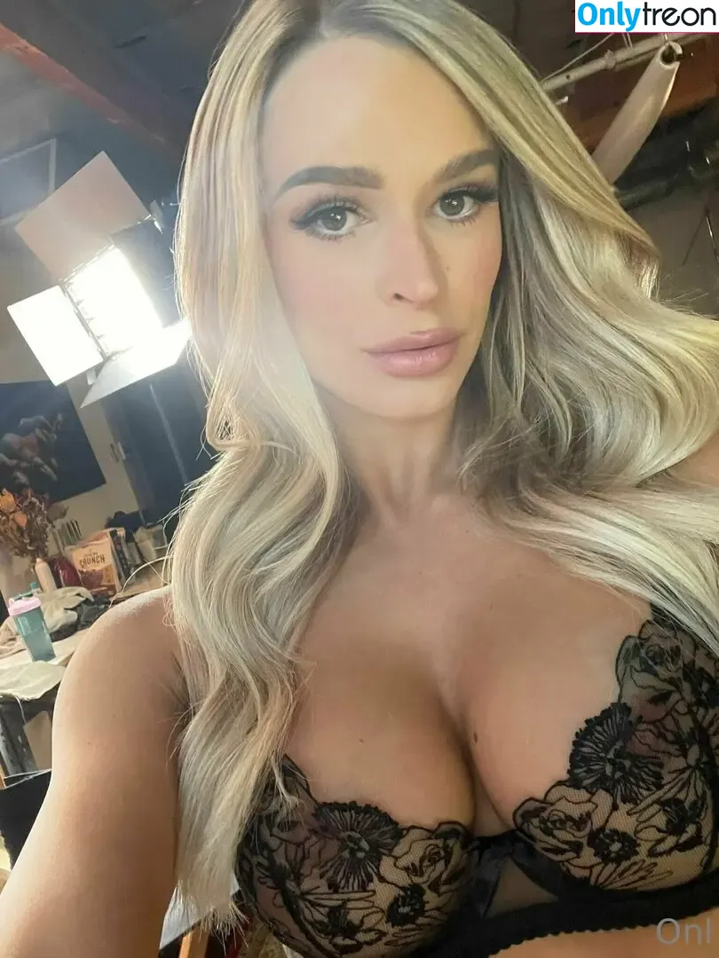 Emma Hix nude photo #0254 (EMMAHIXOFFICIAL / emmahix_xo)