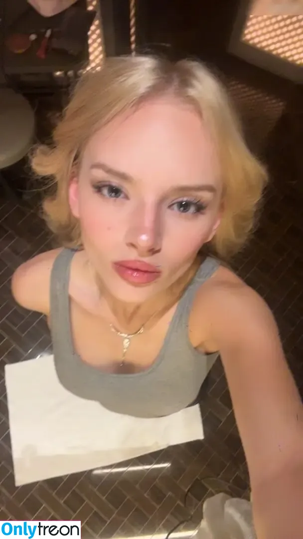 Emma Kaitalin nude photo #0094 (emma.kaitalin / emmakatalis)