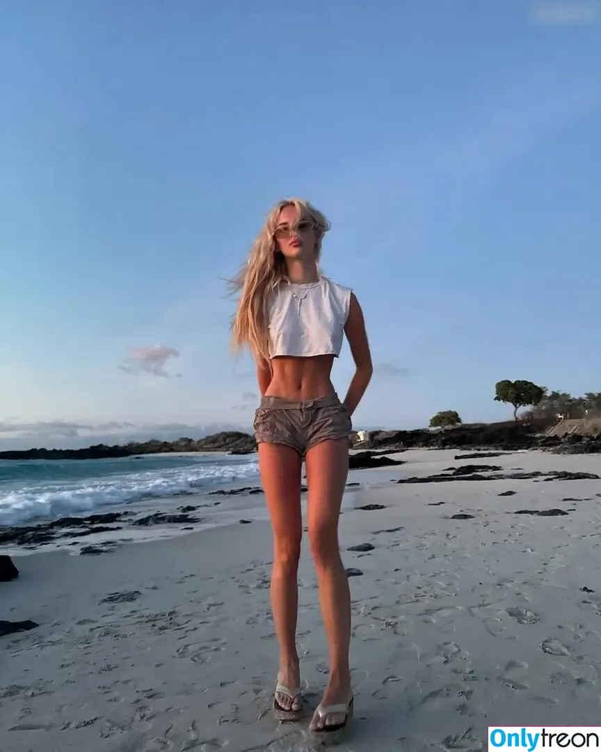 Emma Kaitalin nude photo #0111 (emma.kaitalin / emmakatalis)