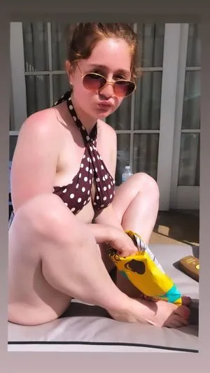 Emma Kenney / EmmaRoseKenney / emmakenney nude photo #0036