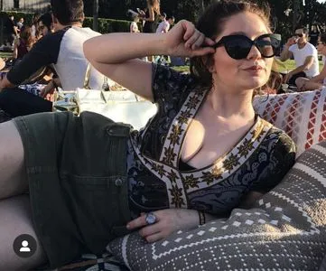 Emma Kenney / EmmaRoseKenney / emmakenney nude photo #0049