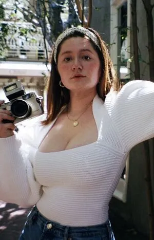 Emma Kenney / EmmaRoseKenney / emmakenney nude photo #0109