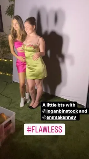 Emma Kenney / EmmaRoseKenney / emmakenney nude photo #0128