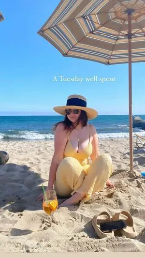 Emma Kenney / EmmaRoseKenney / emmakenney nude photo #0134