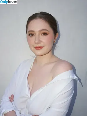 Emma Kenney / EmmaRoseKenney / emmakenney nude photo #0641