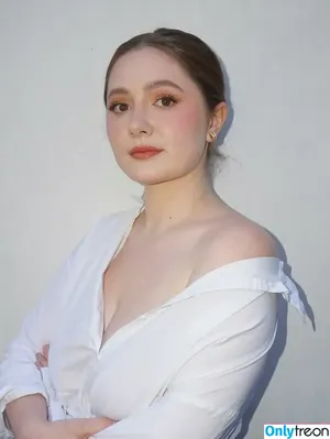 Emma Kenney / EmmaRoseKenney / emmakenney nude photo #0642