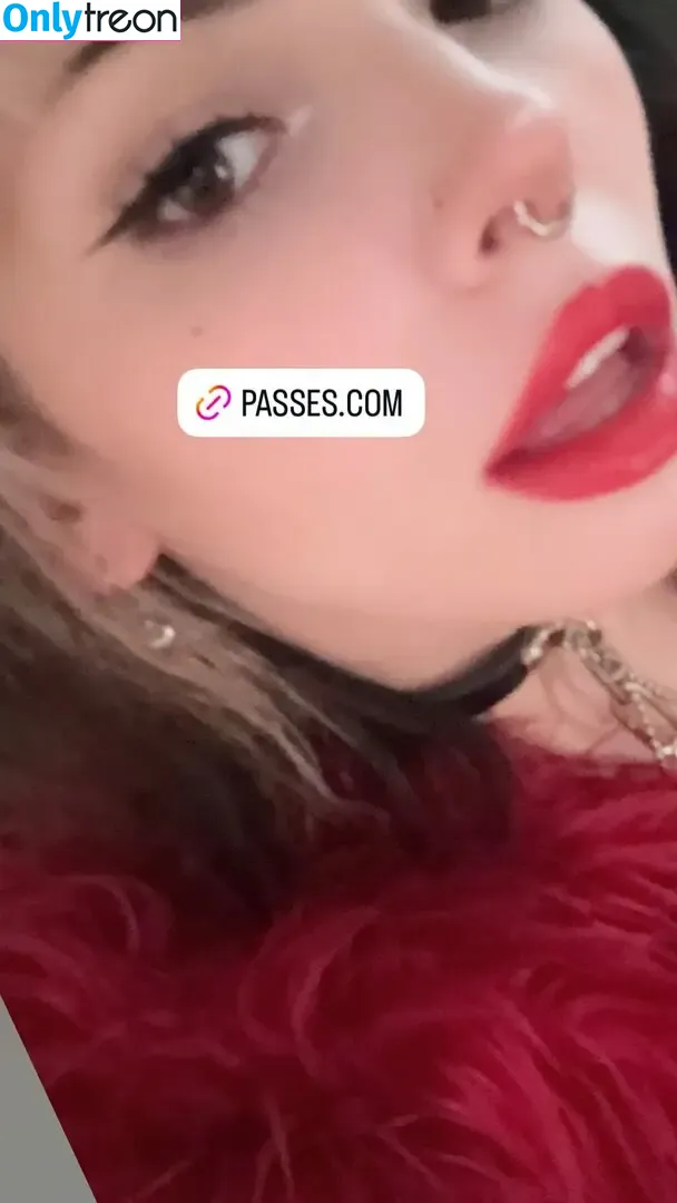 Emma Langevin nude photo #0205 (emmalangevin / emmalangevinxo)