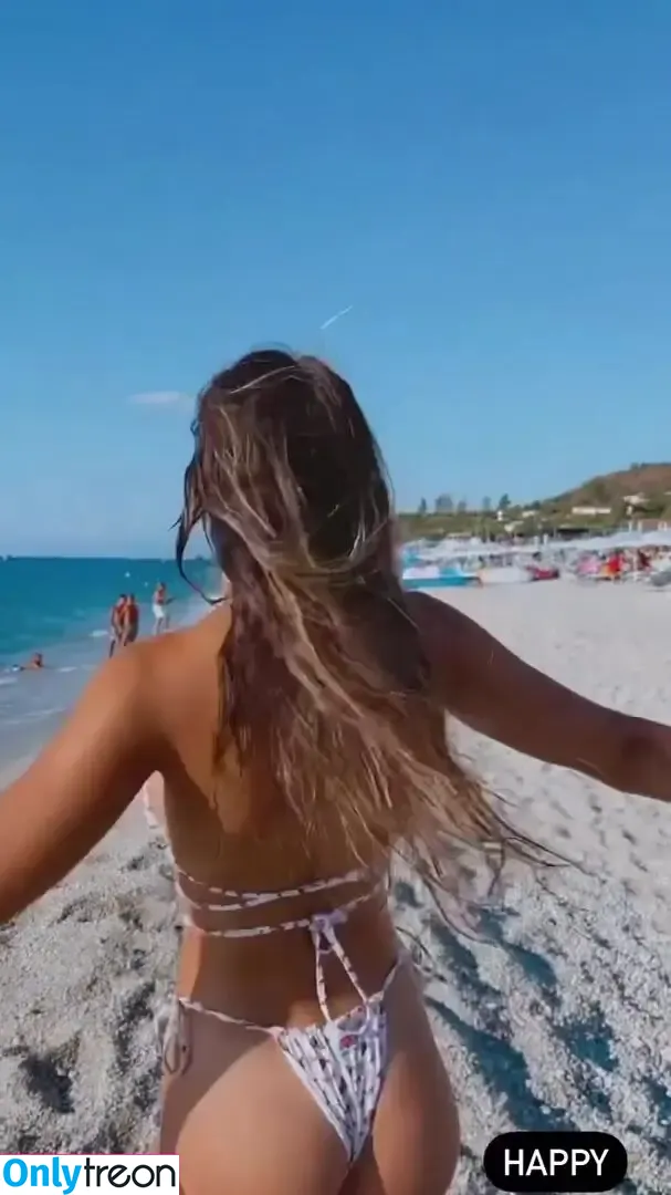 Emma Muscat nude photo #0033 (emmamuscat_official)