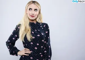 Emma Roberts / emmalee1996 / emmaroberts nude photo #0302