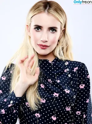 Emma Roberts / emmalee1996 / emmaroberts nude photo #0303