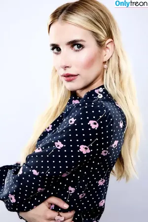 Emma Roberts / emmalee1996 / emmaroberts nude photo #0304