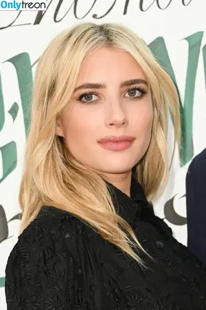 Emma Roberts / emmalee1996 / emmaroberts nude photo #0352