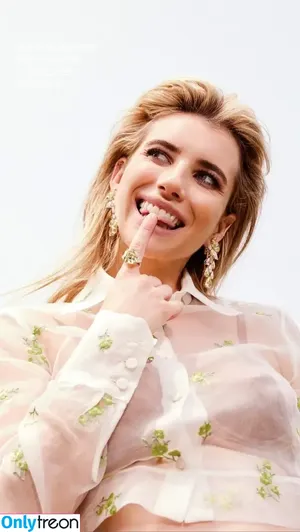 Emma Roberts / emmalee1996 / emmaroberts nude photo #0593