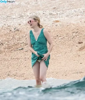 Emma Roberts / emmalee1996 / emmaroberts nude photo #0659